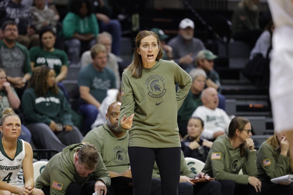 Parking Eastern Michigan Eagles at Vanderbilt Commodores Baseball
