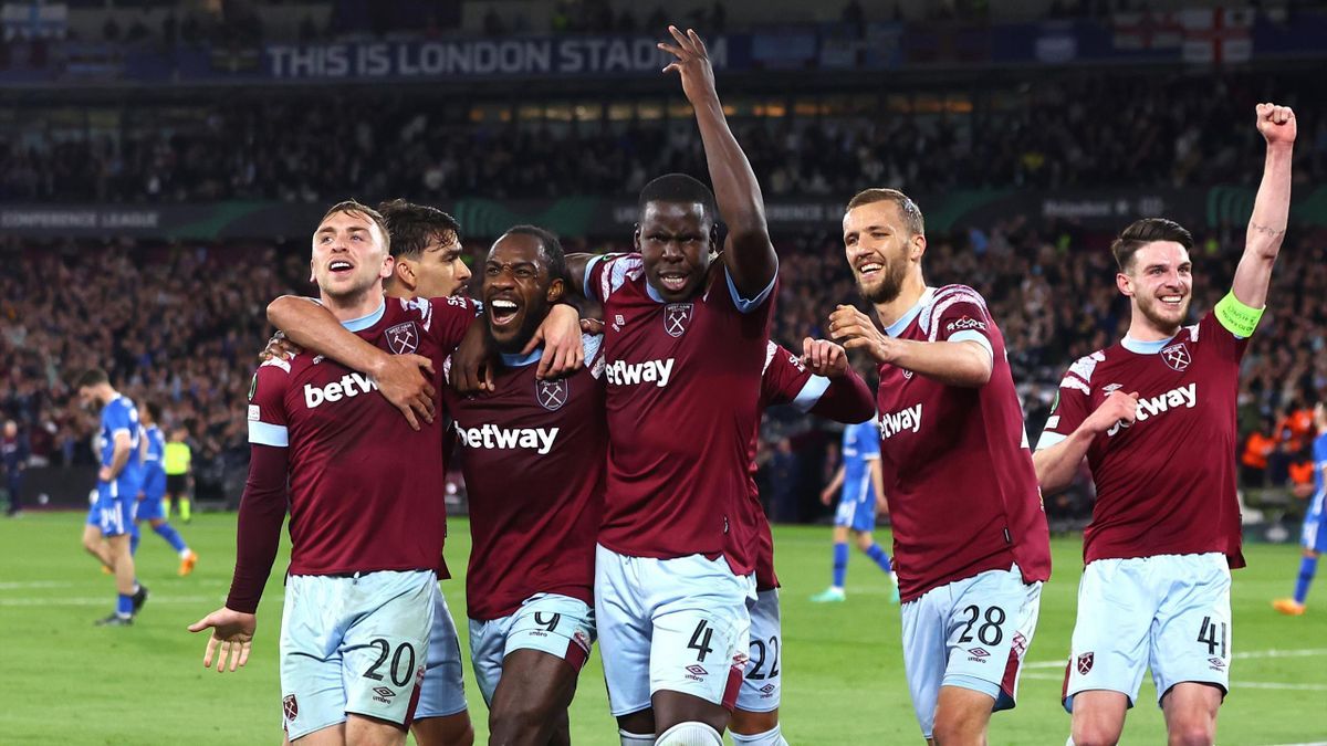 Manchester City FC vs. West Ham United FC at Etihad Stadium