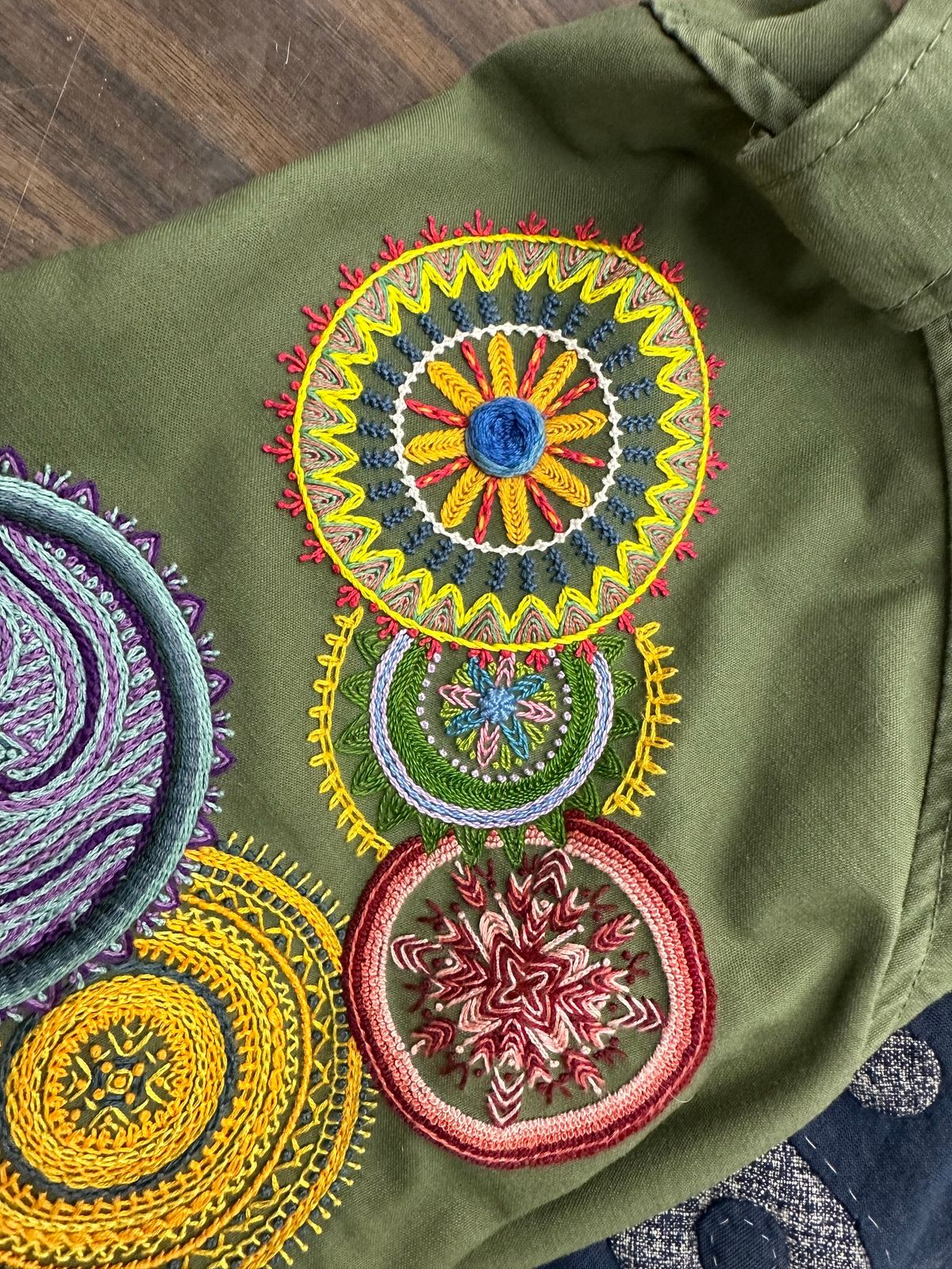 Embroidery Foundations: Crossed and Composite Stitches with Laura Tandeske