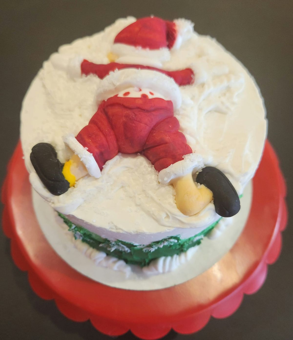 Santa Splat Cake Class at U-Take the Cake 