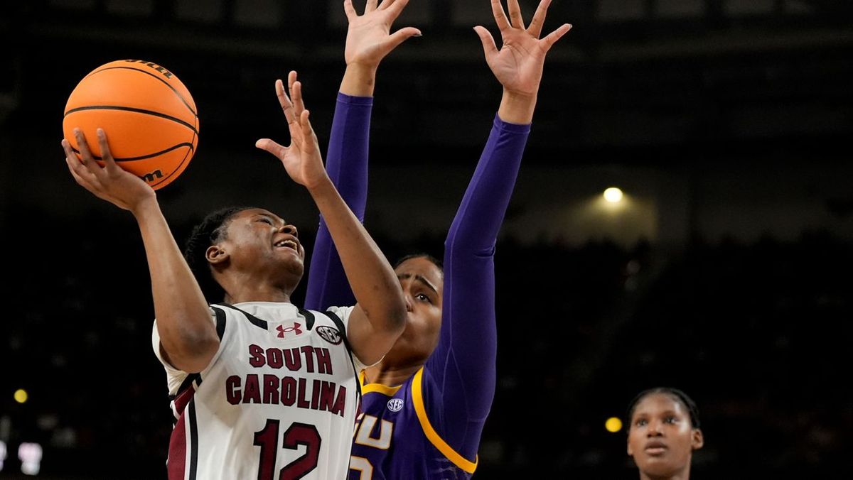 Florida Gators at South Carolina Gamecocks Womens Basketball