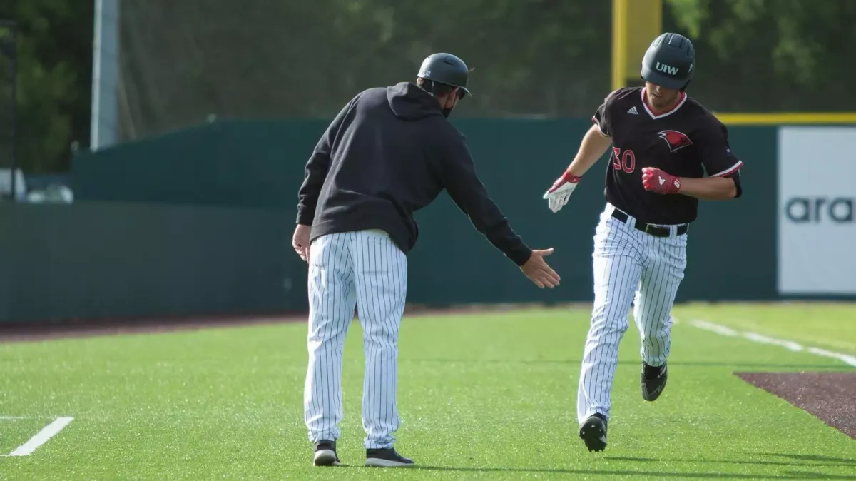 Parking Incarnate Word Cardinals at New Orleans Privateers Mens Basketball