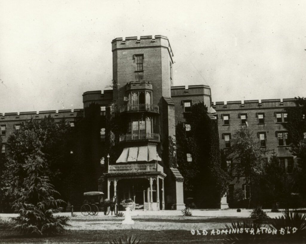 St. Elizabeths Asylum: Civil War Care at the Government Hospital for the Insane