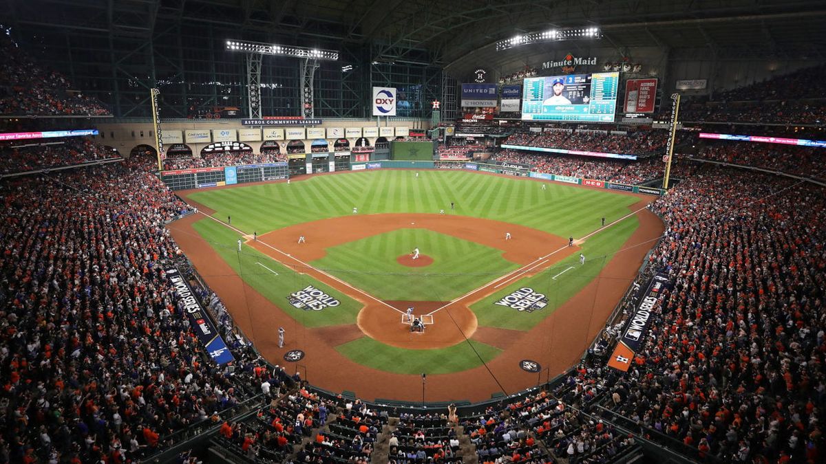 Parking Houston Astros at Boston Red Sox