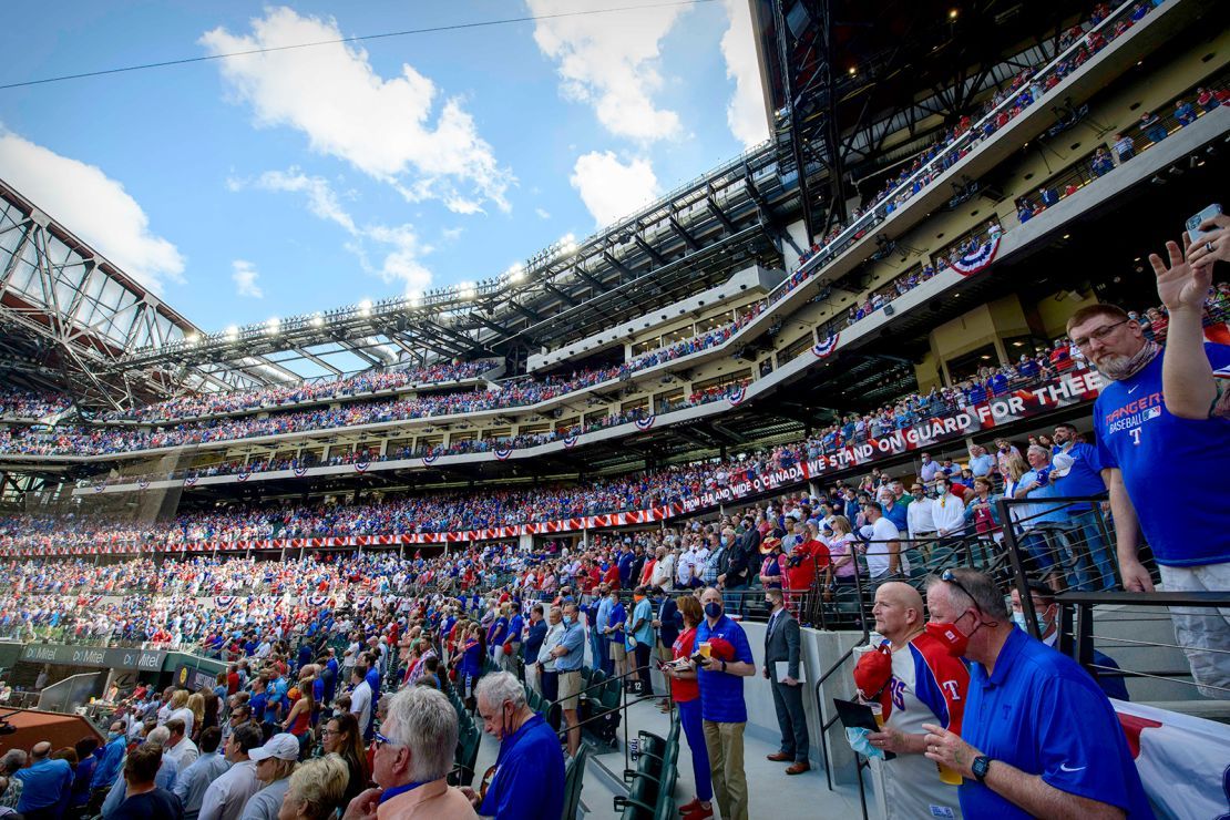 Parking Toronto Blue Jays at Texas Rangers
