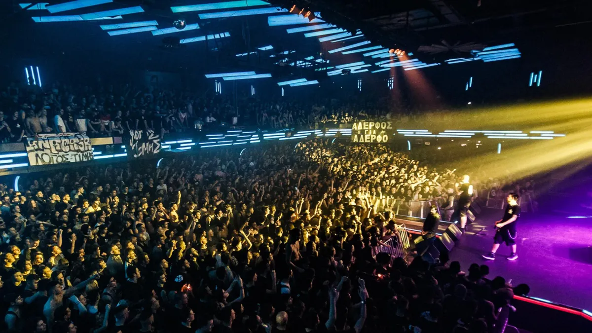 Logos Timis in \u039c\u03b1\u03c1\u03bf\u03cd\u03c3\u03b9