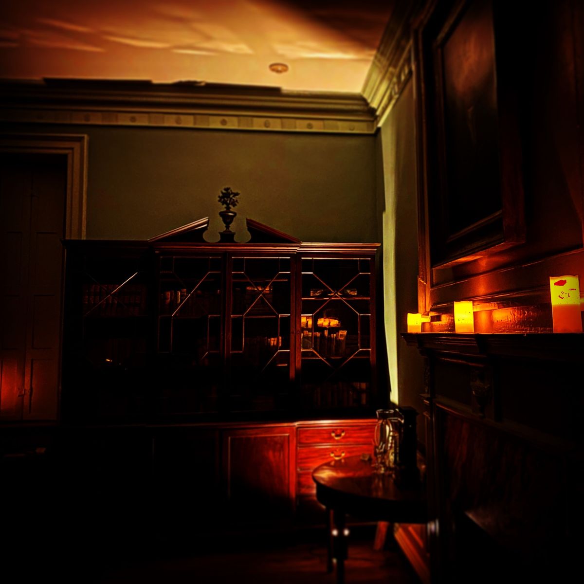 Ghosts of John Marshall House & The Spirits of Court End