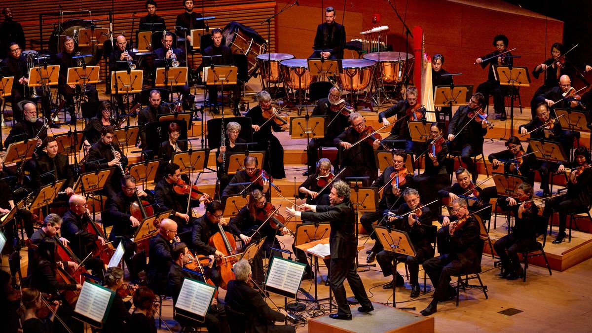 New York Philharmonic: Semyon Bychkov Conducts Bruckner's Eighth
