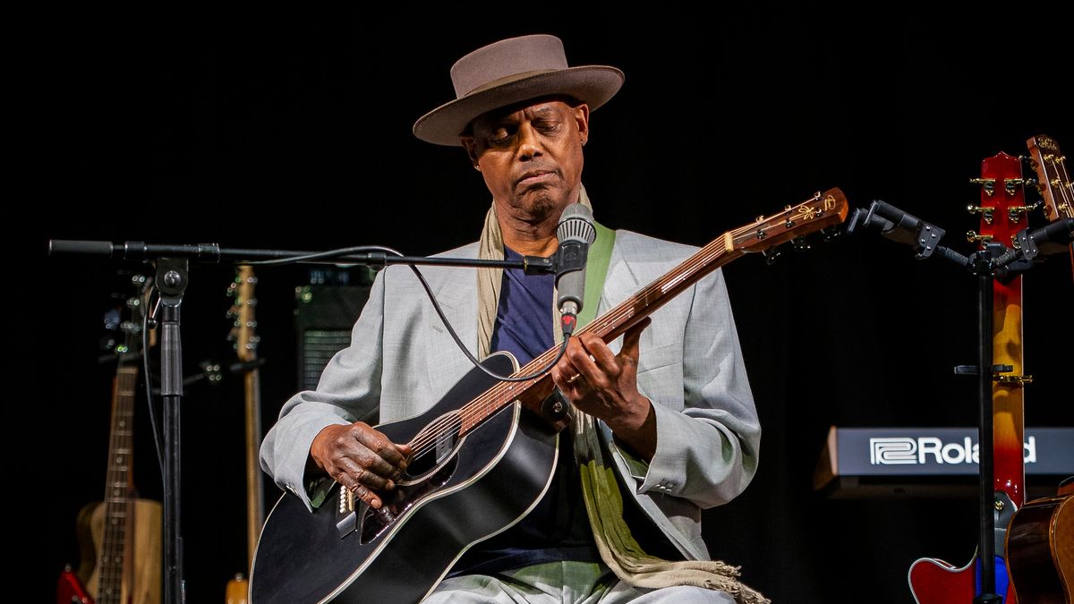 Eric Bibb im Trio