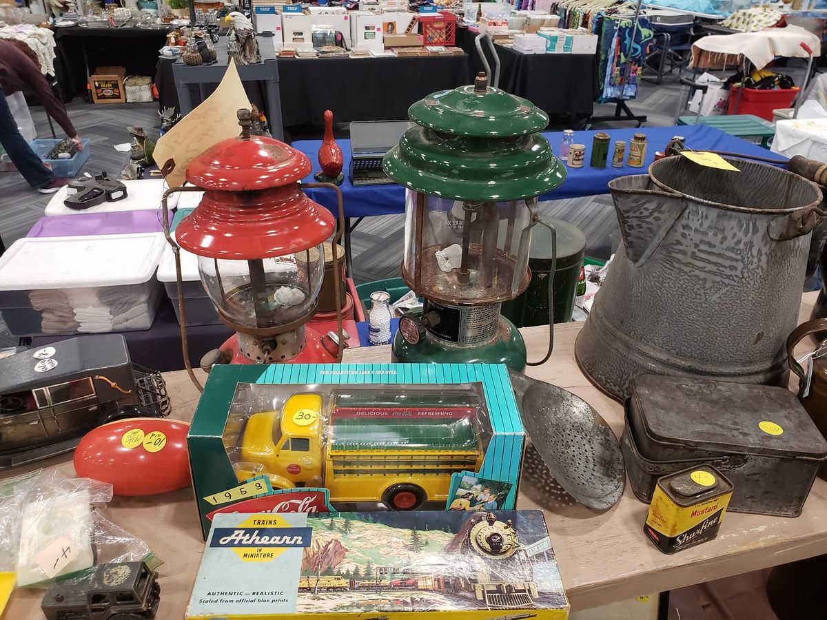 Hastings Antique &Collectible Show 