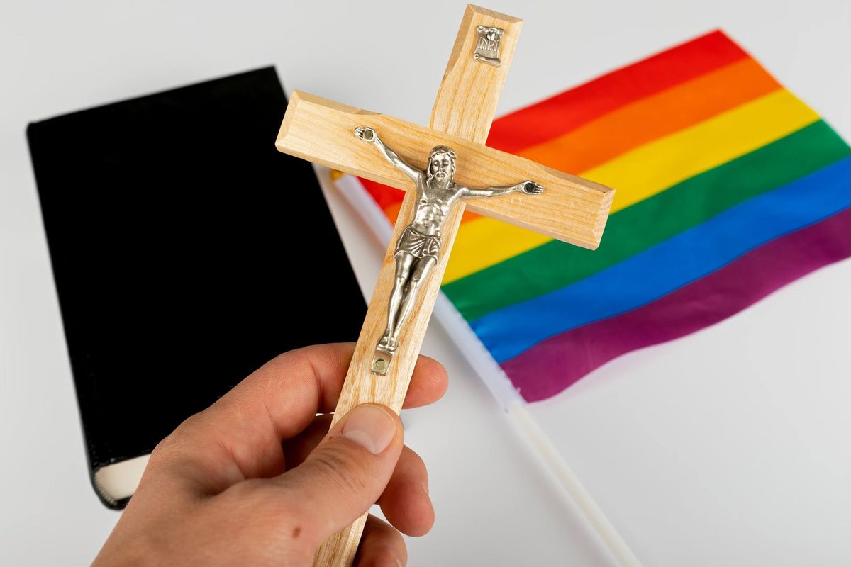 PRIDE HOUSE: A World of Queer-friendly Churches