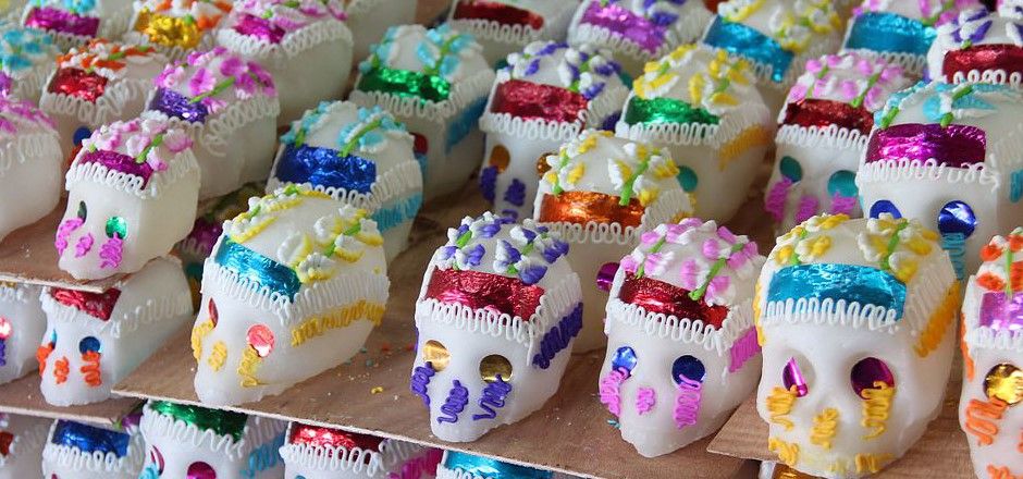 Sugar Skulls: Dia de los Muertos Craft for Tweens & Teens