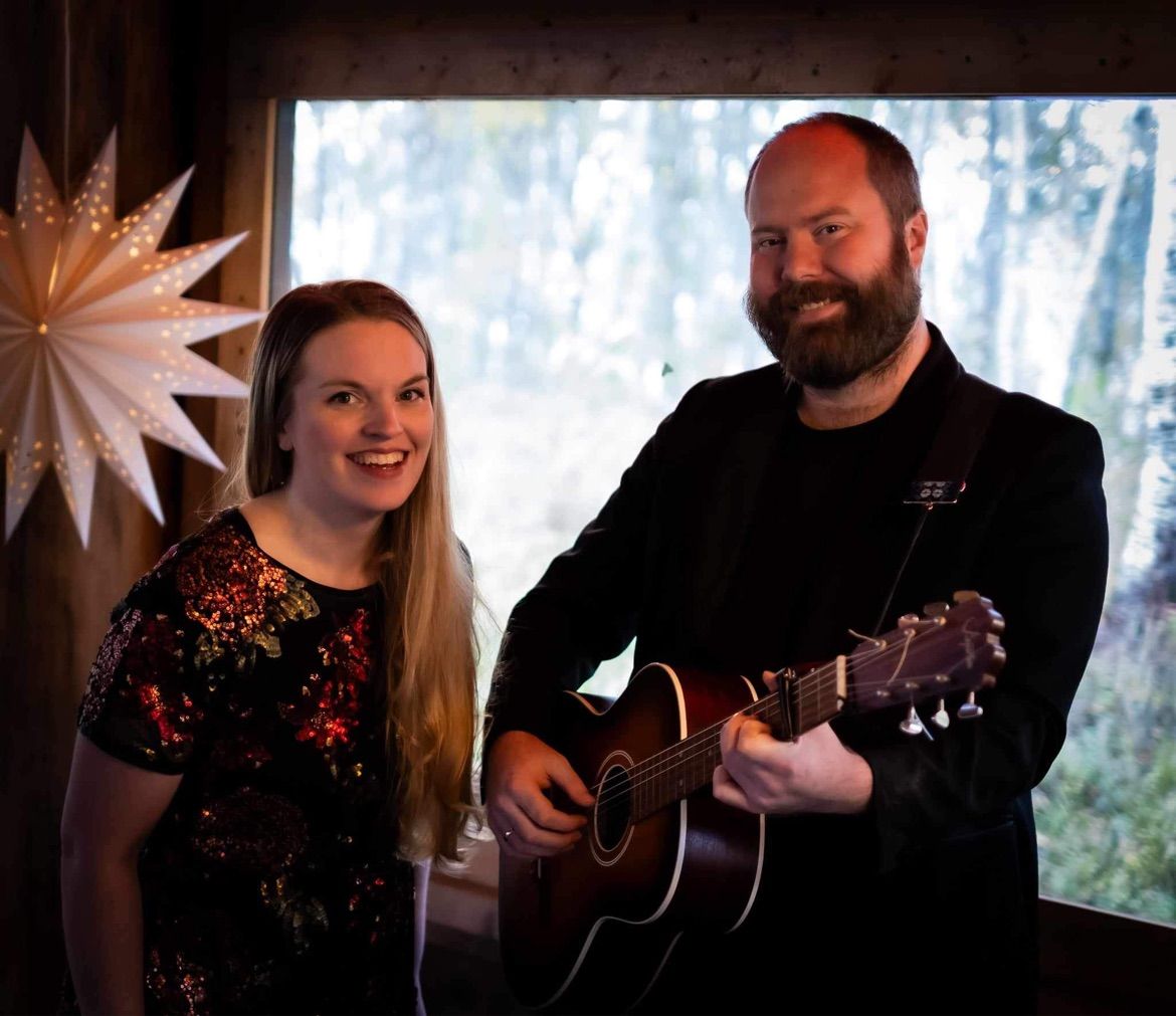 Julekveld med Stephanie Lippert og Hallvar Djupvik