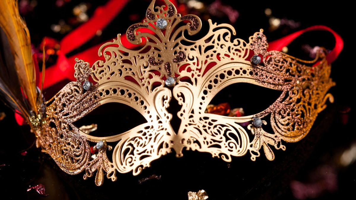 Dater After Dark - Masquerade Ball