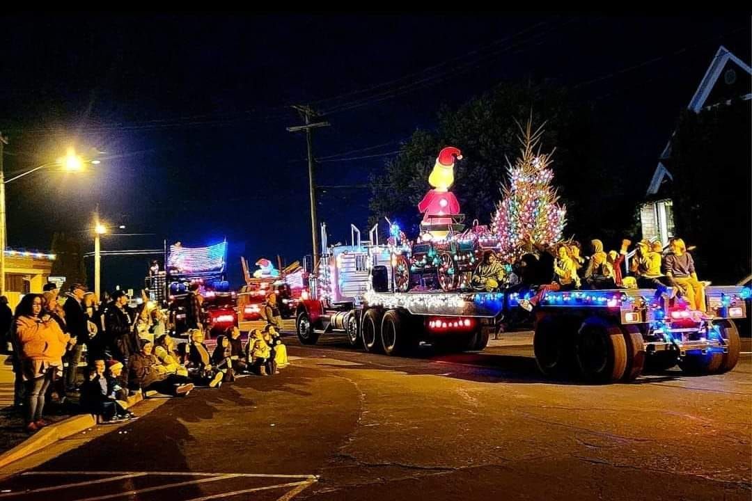 North Bend Christmas Light Parade