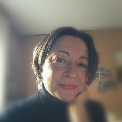 GIULIANA LATERZA COUNSELOR - MINDFULLNESS TEACHER