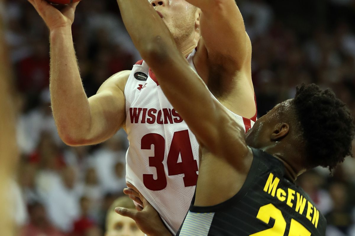 Wisconsin Badgers vs. Detroit Mercy Titans