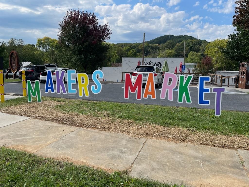 Last Minute Christmas Shopping in Waynesboro at @The Foundry at Basic City with Basic Makers Market