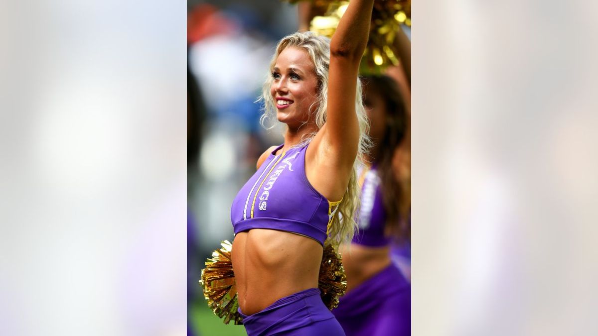 Minnesota Vikings at Los Angeles Chargers at SoFi Stadium