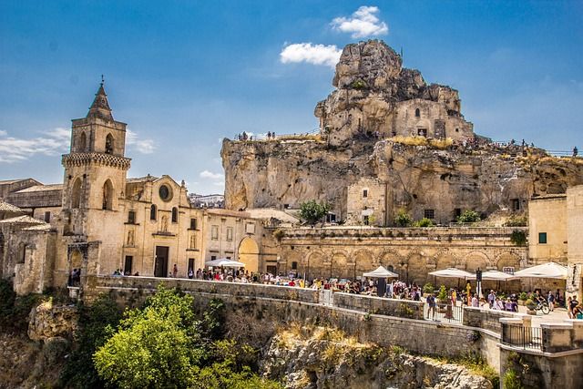 PUGLIA E SASSI DI MATERA IN FRECCIAROSSA