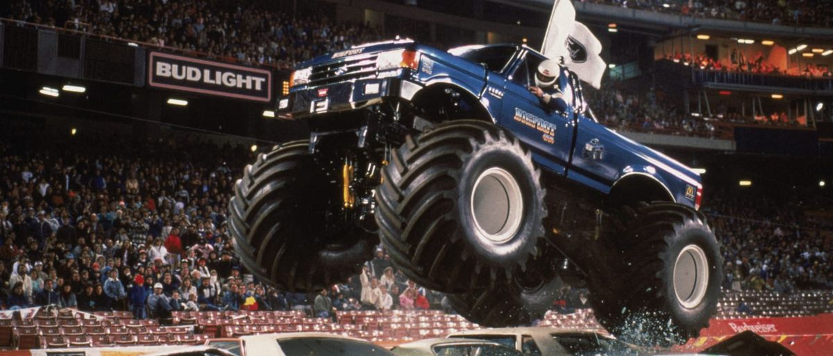 PARKING - MONSTER JAM