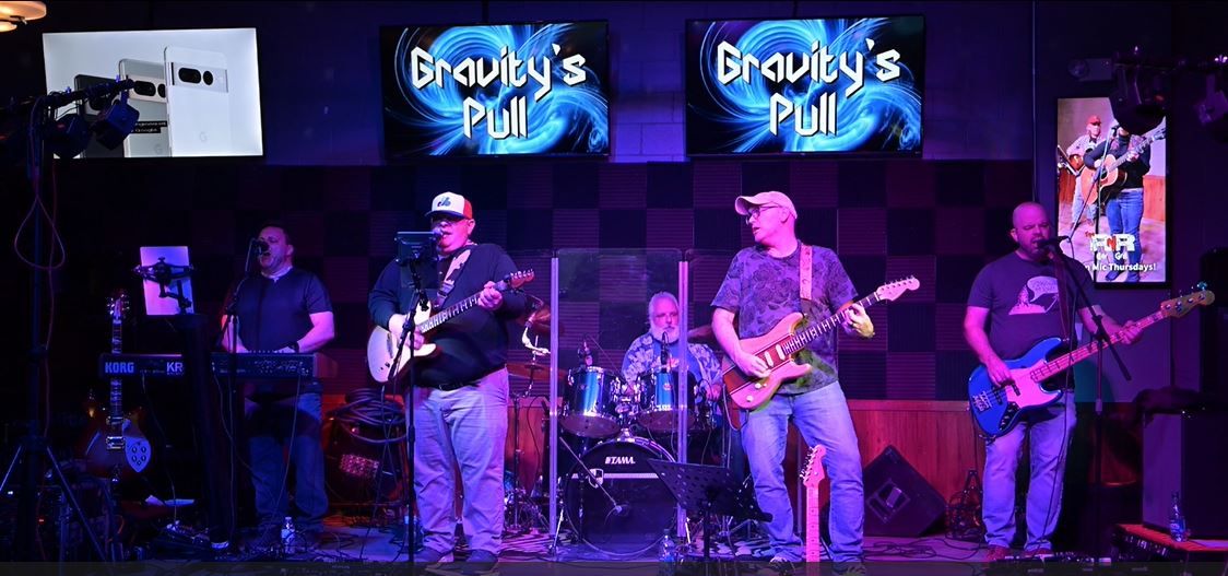 Gravity's Pull Live at The Eagles' Club, Reynoldsburg, OH