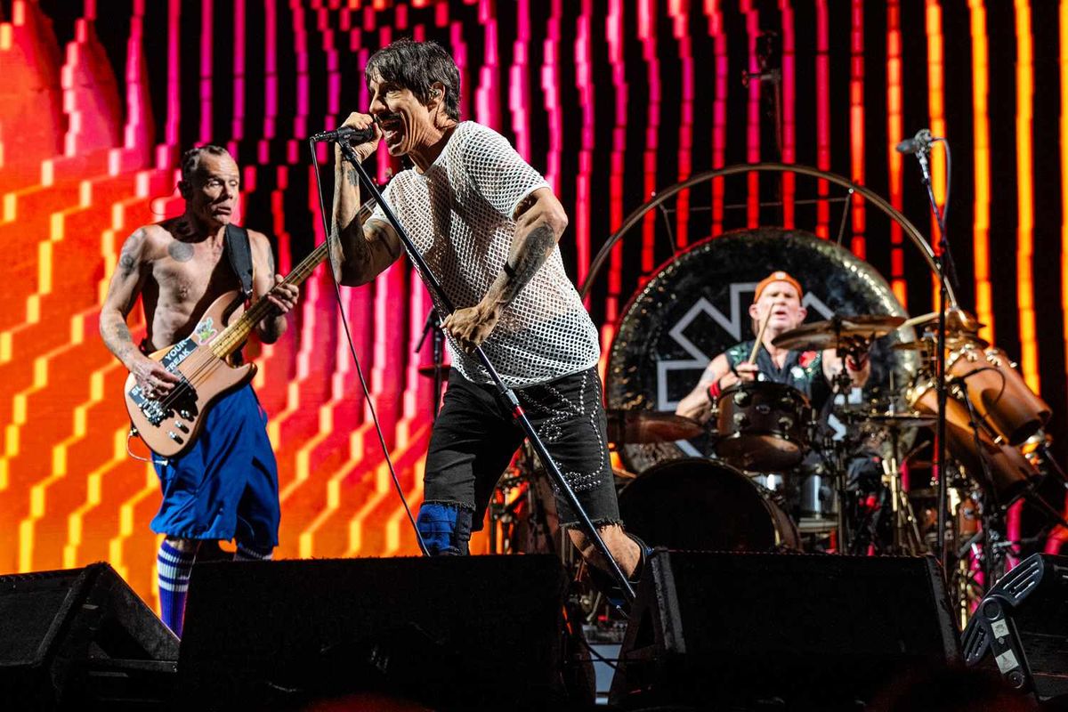Red Hot Chili Peppers live in Raleigh