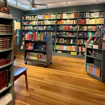 Perkins Cove Bookshop
