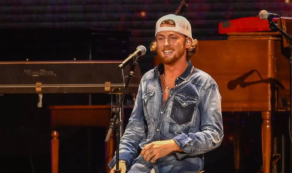 Morgan Wallen, Bailey Zimmerman, Nate Smith & Lauren Watkins at Vaught Hemingway Stadium