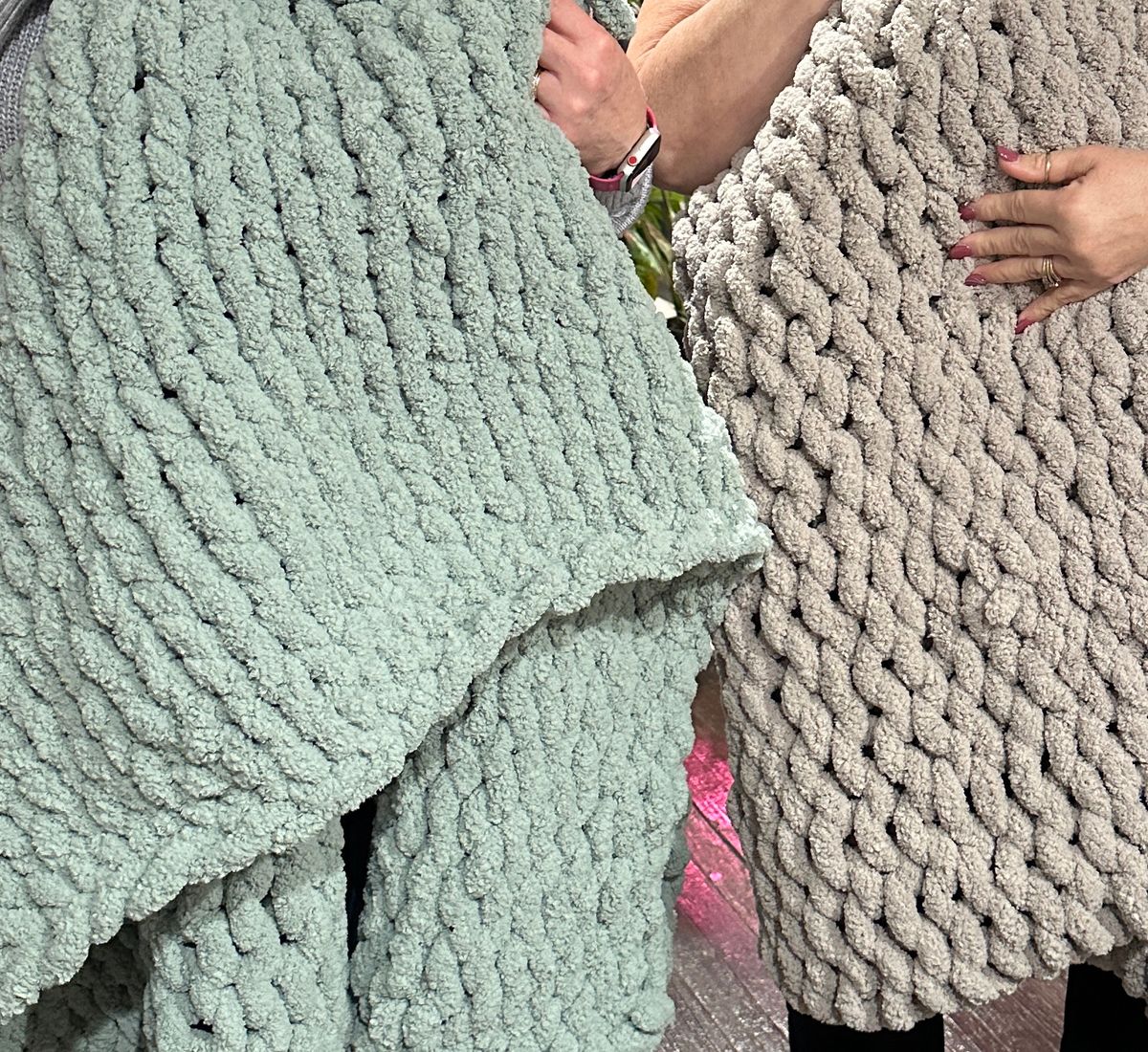 Chunky Hand knit blankets 3\/8\/25