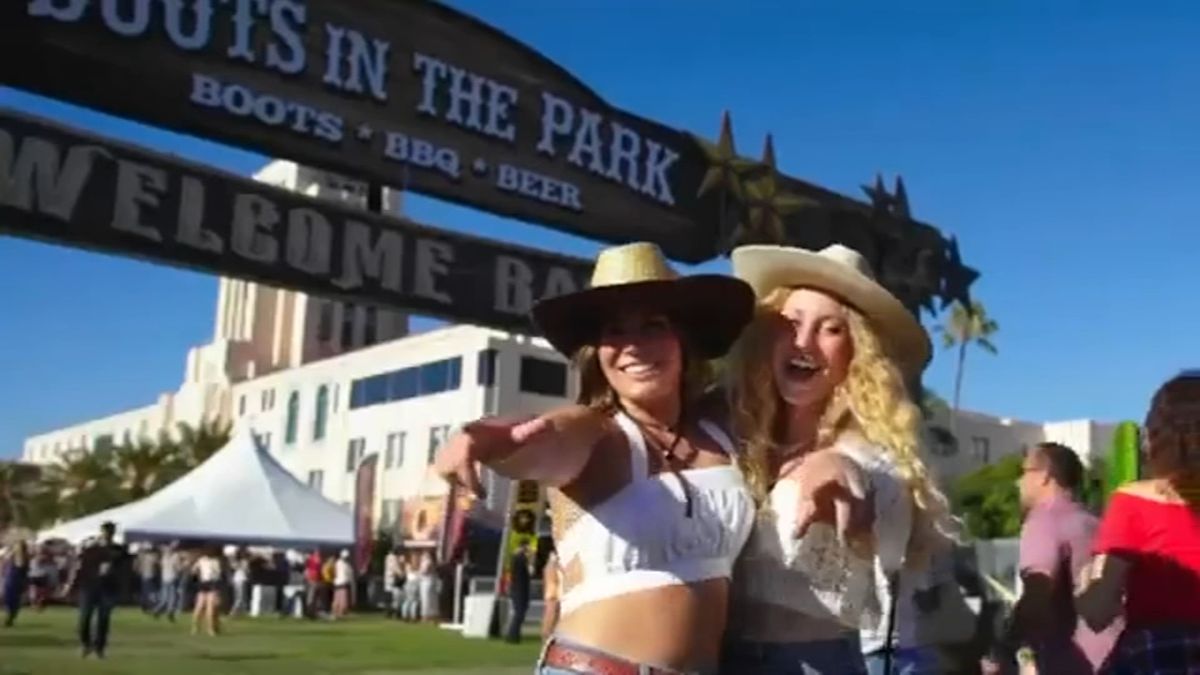 Boots In The Park: Pitbull - Sunday