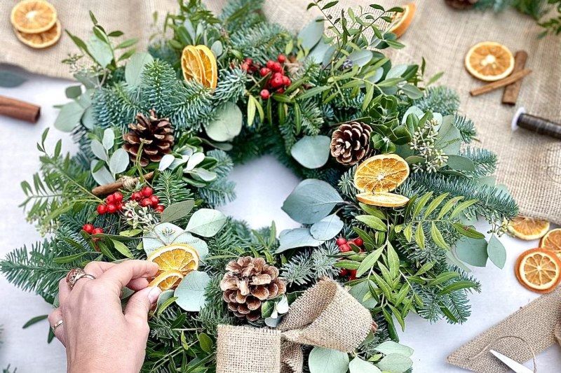 Festive Wreath Making at The Robin