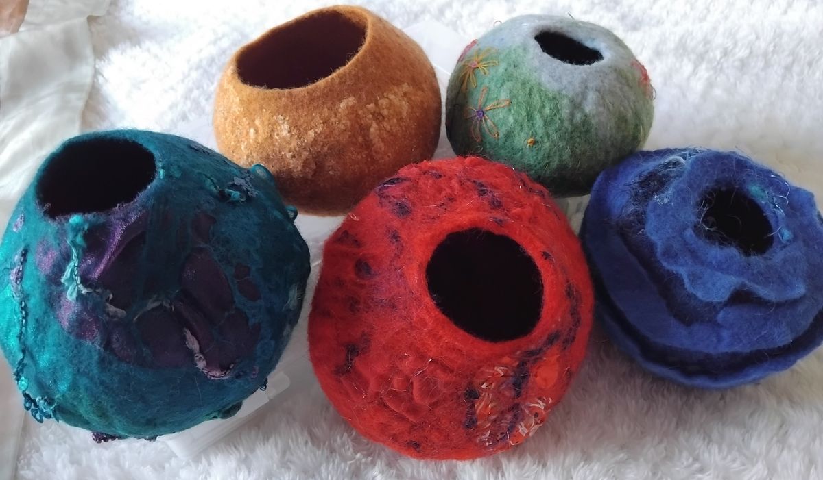 WORKSHOP | Felted Pinch Pots