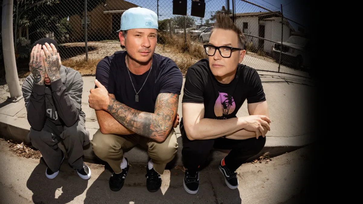 blink-182, Alkaline Trio, BEAUTY SCHOOL DROPOUT in Charleston