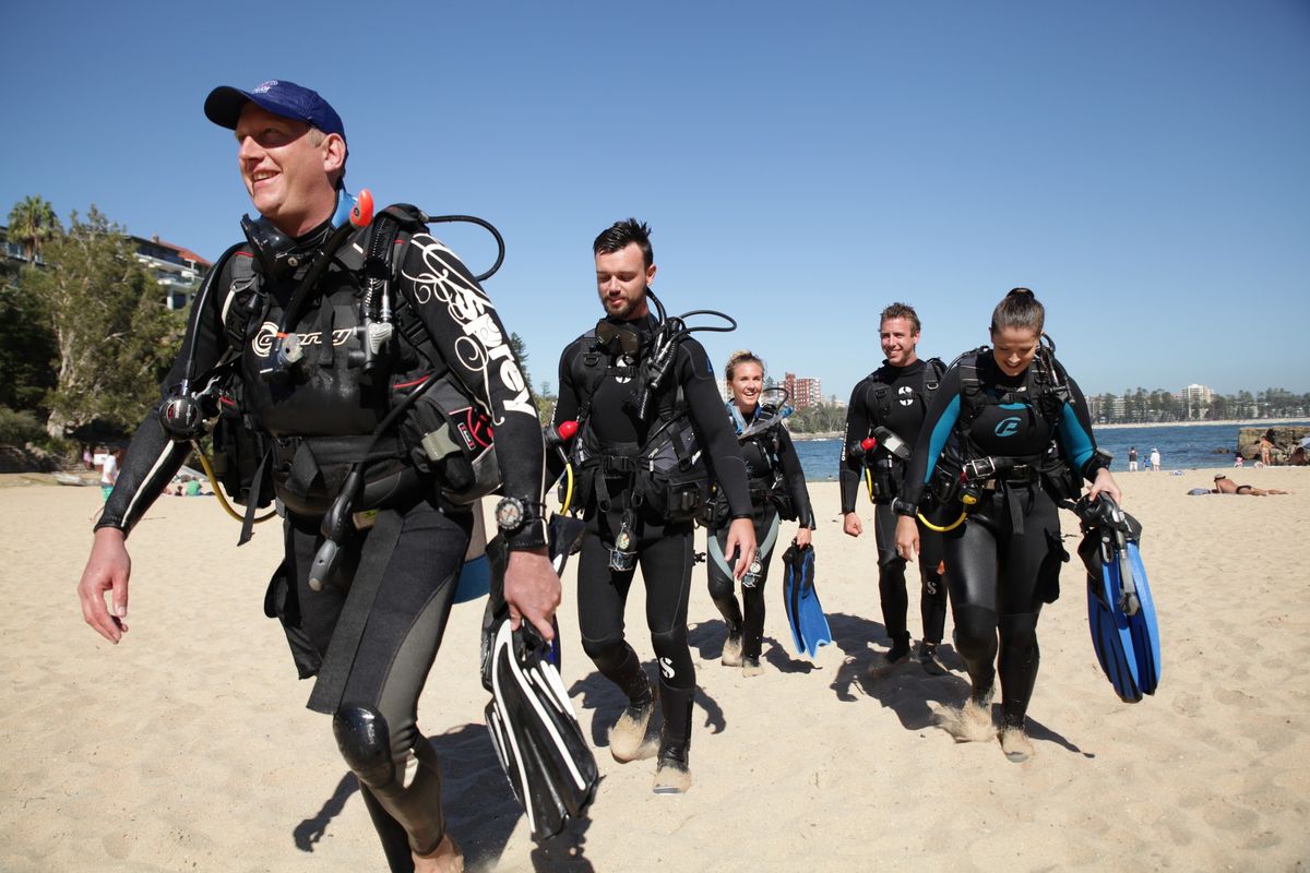 Club Boat Dive: Chimney Rock + South Milton Wreck