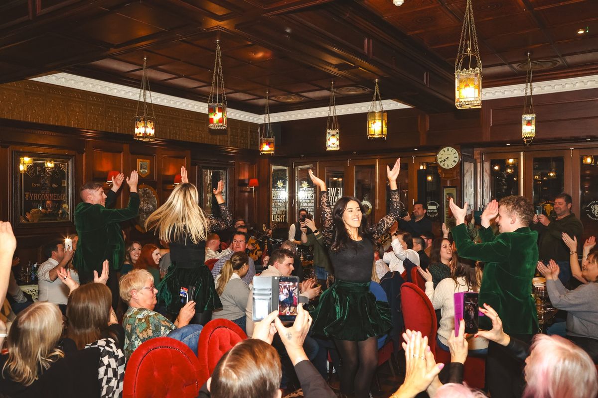 Here's to the Craic 'n' Ceol | Belfast Pub Spectacle 