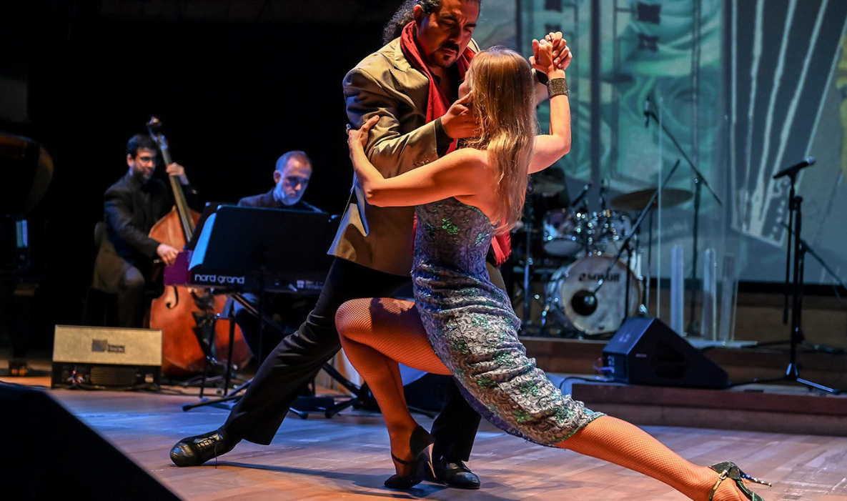 Suarez Paz Tango at Paramount Hudson Valley Theater