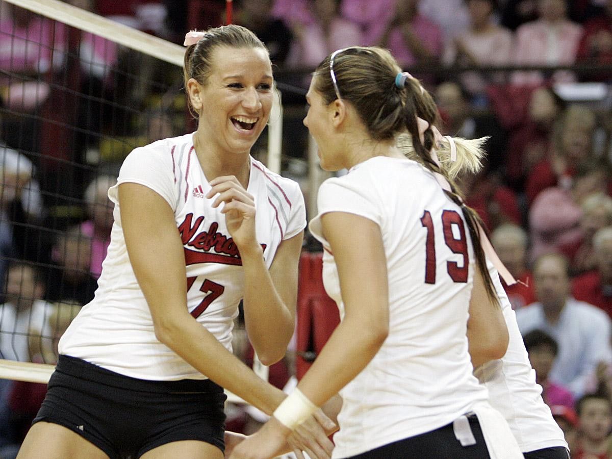 Oklahoma Sooners at Arkansas Razorbacks Womens Volleyball