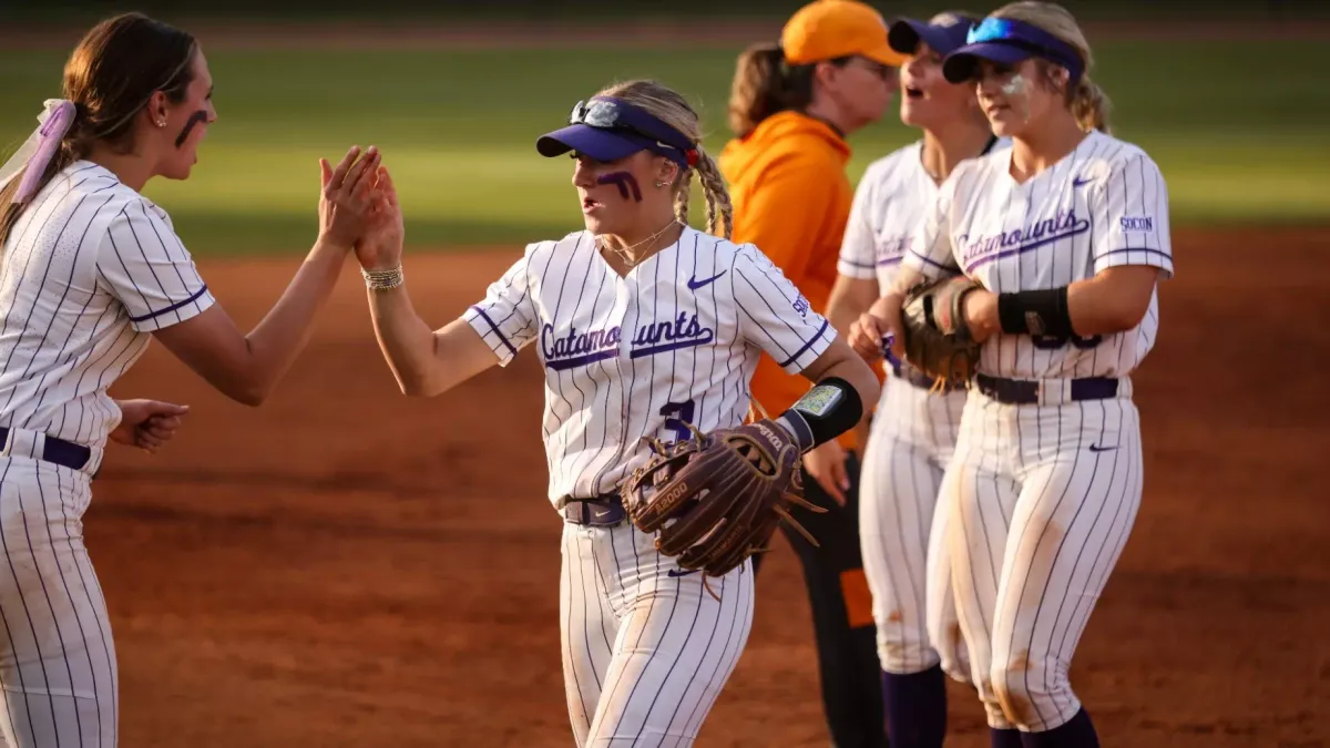 Western Carolina Catamounts at Tennessee Lady Volunteers Softball