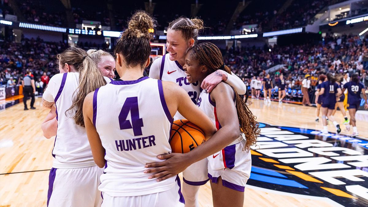 Parking Notre Dame Fighting Irish at TCU Horned Frogs Mens Basketball