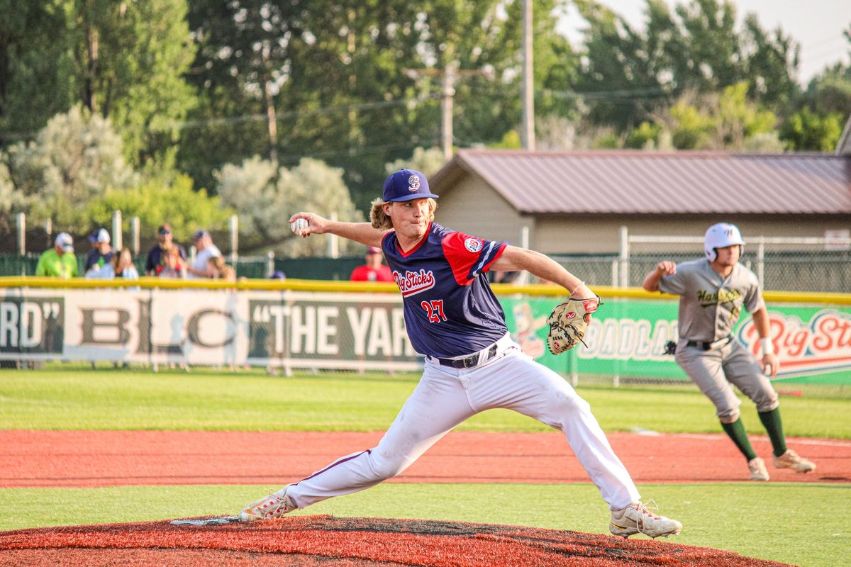 Badlands Big Sticks vs. St. Cloud Rox