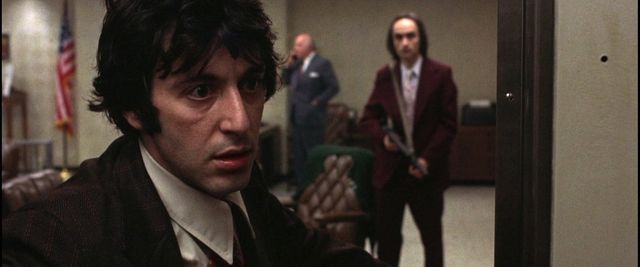 K\u00e1nikulai d\u00e9lut\u00e1n \/ Dog Day Afternoon