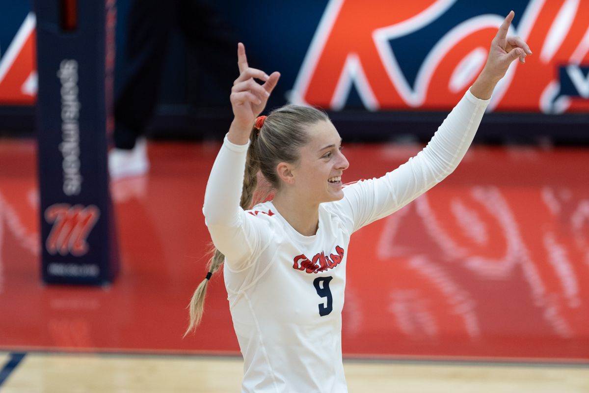 Ole Miss Rebels at Florida Gators Womens Volleyball