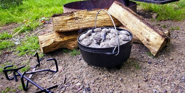 Dutch Oven Campfire Cooking Demo