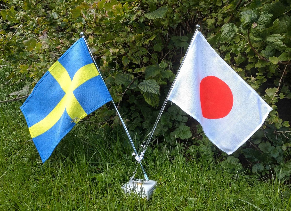 P\u00c5 ENGELSKA\/IN ENGLISH: ATT UPPLEVA JAPANSK KULTUR I SVERIGE