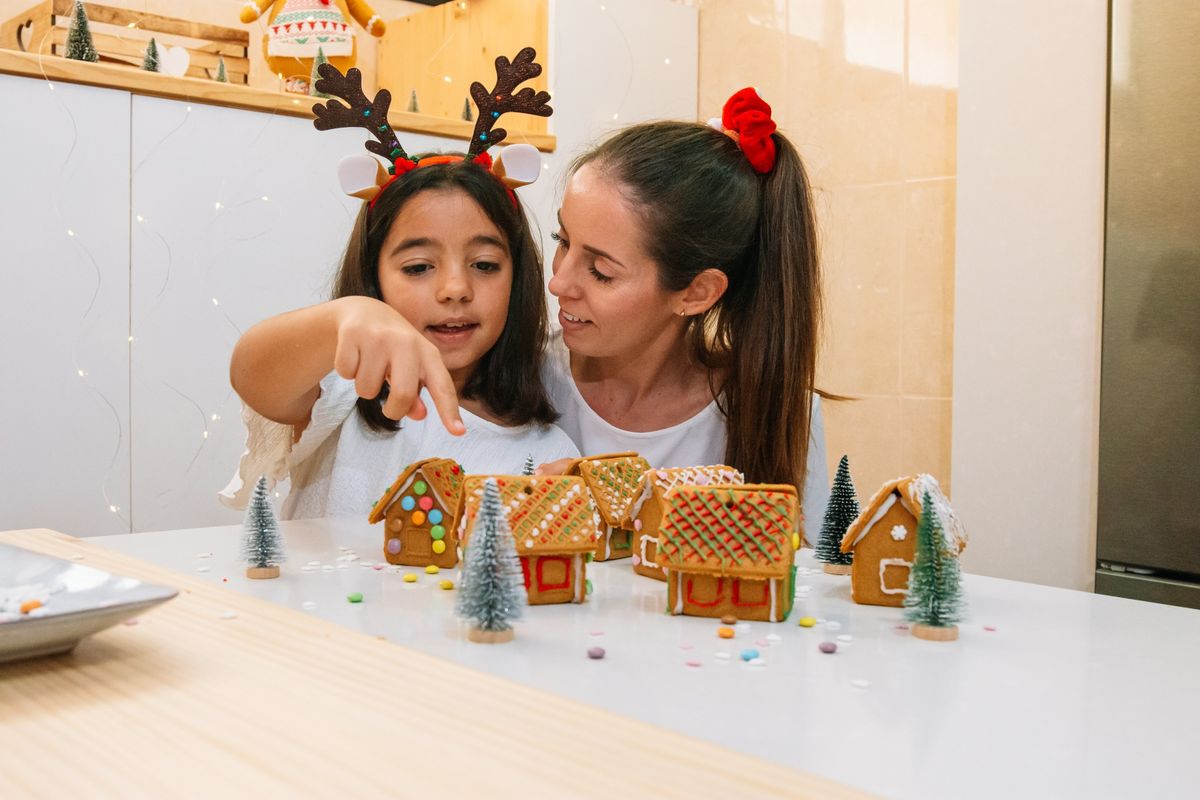 Build Your Dream Gingerbread House at Kitchener Market 