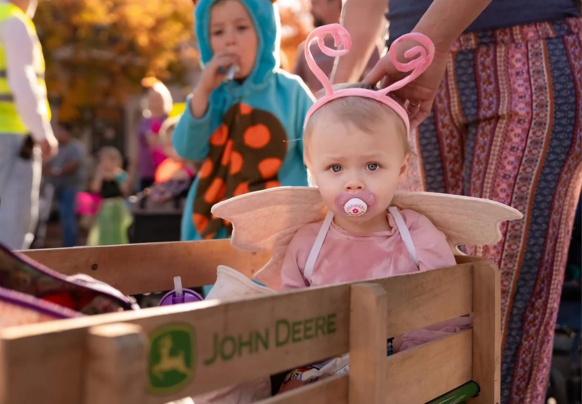 Downtown Costume Stroll to kick off Treats on the Streets