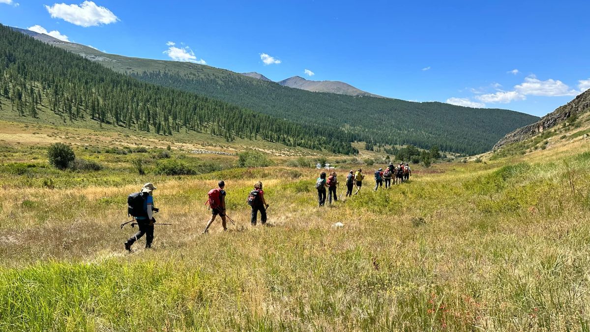 Authentic Hiking Adventure in Mongolia