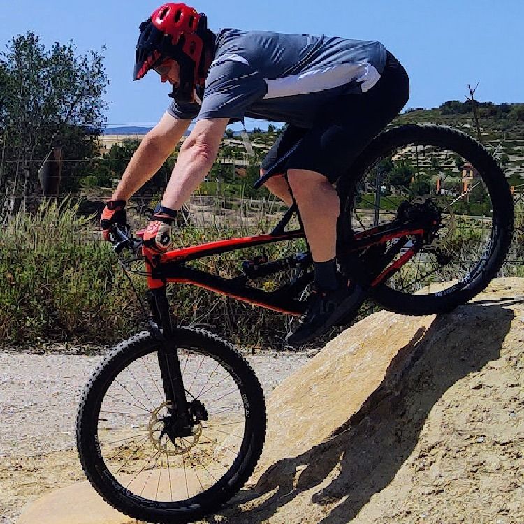 Evening Family Beginner Mountain Bike Ride: Limestone Canyon to The Sinks