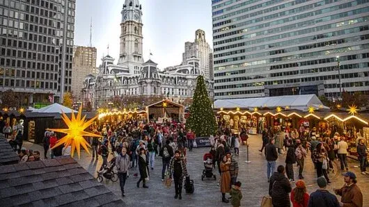 Annual Christmas Village and lunch event @ Con Murphy's Pub